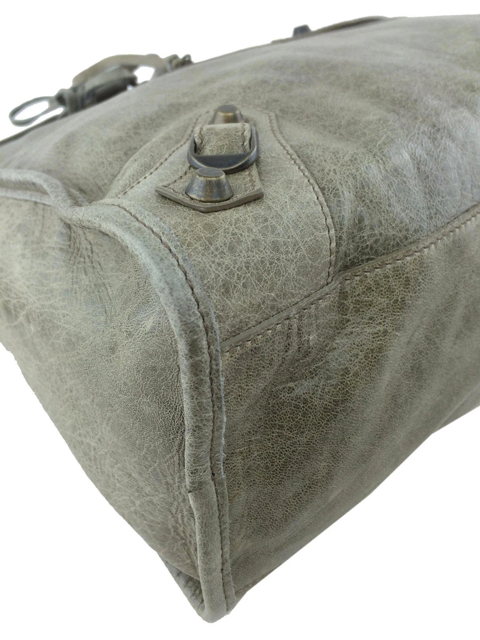 Balenciaga Agneau Classic City Leather Handbag – Timeless Chic Designer Tote with Iconic Style