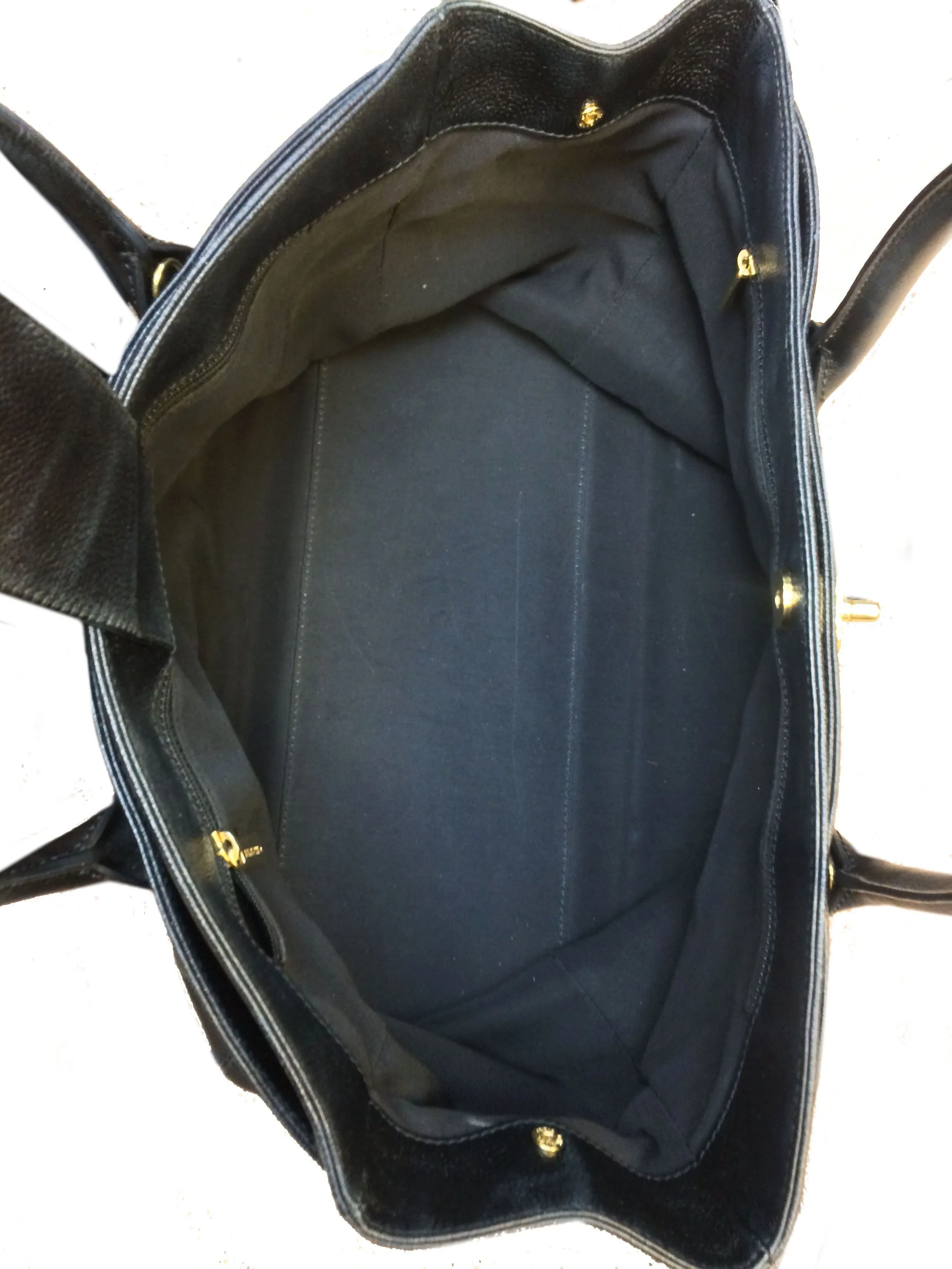 Chanel Cerf Tote Bag in Luxurious Caviar Leather