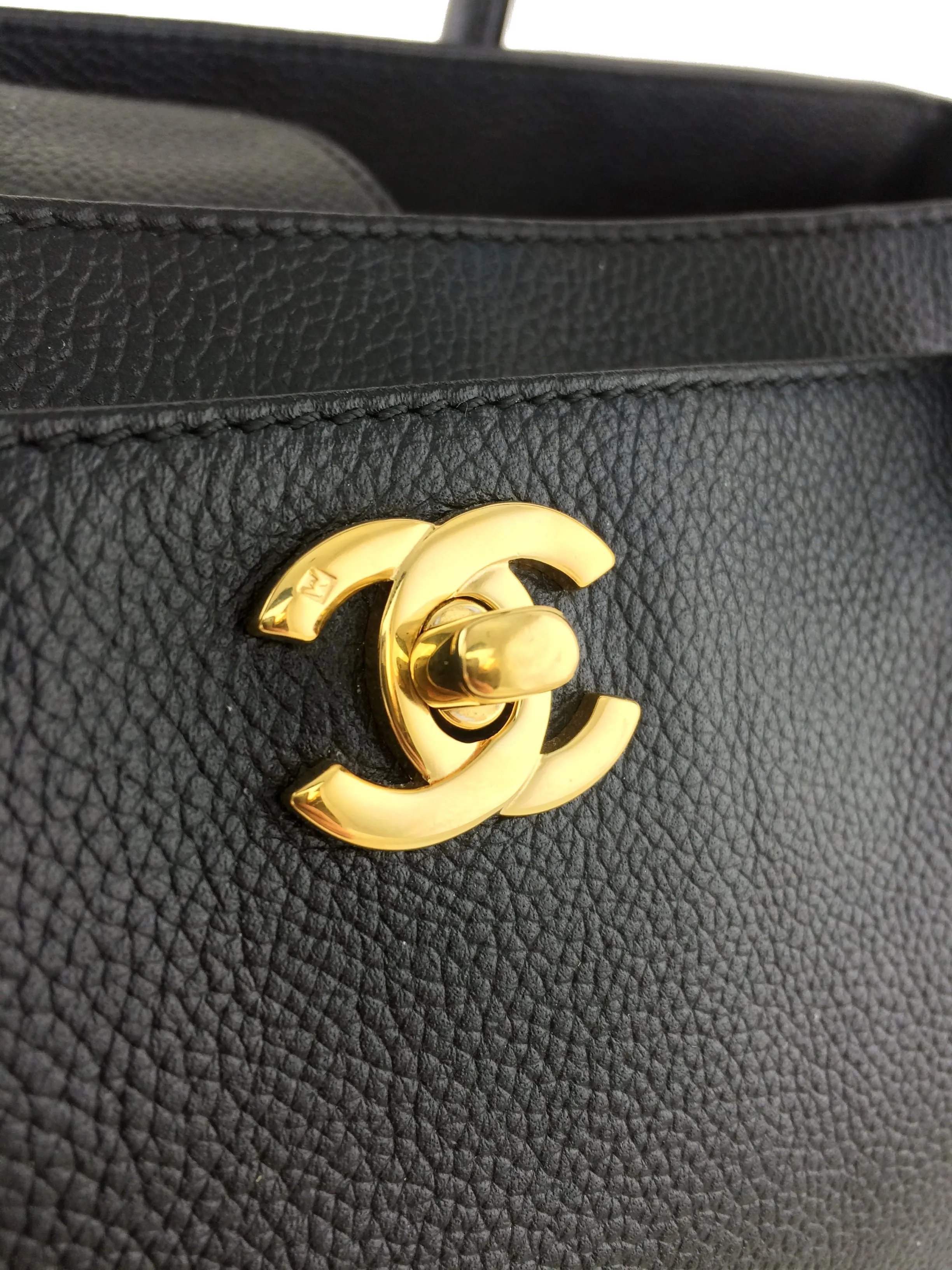 Chanel Cerf Tote Bag in Luxurious Caviar Leather