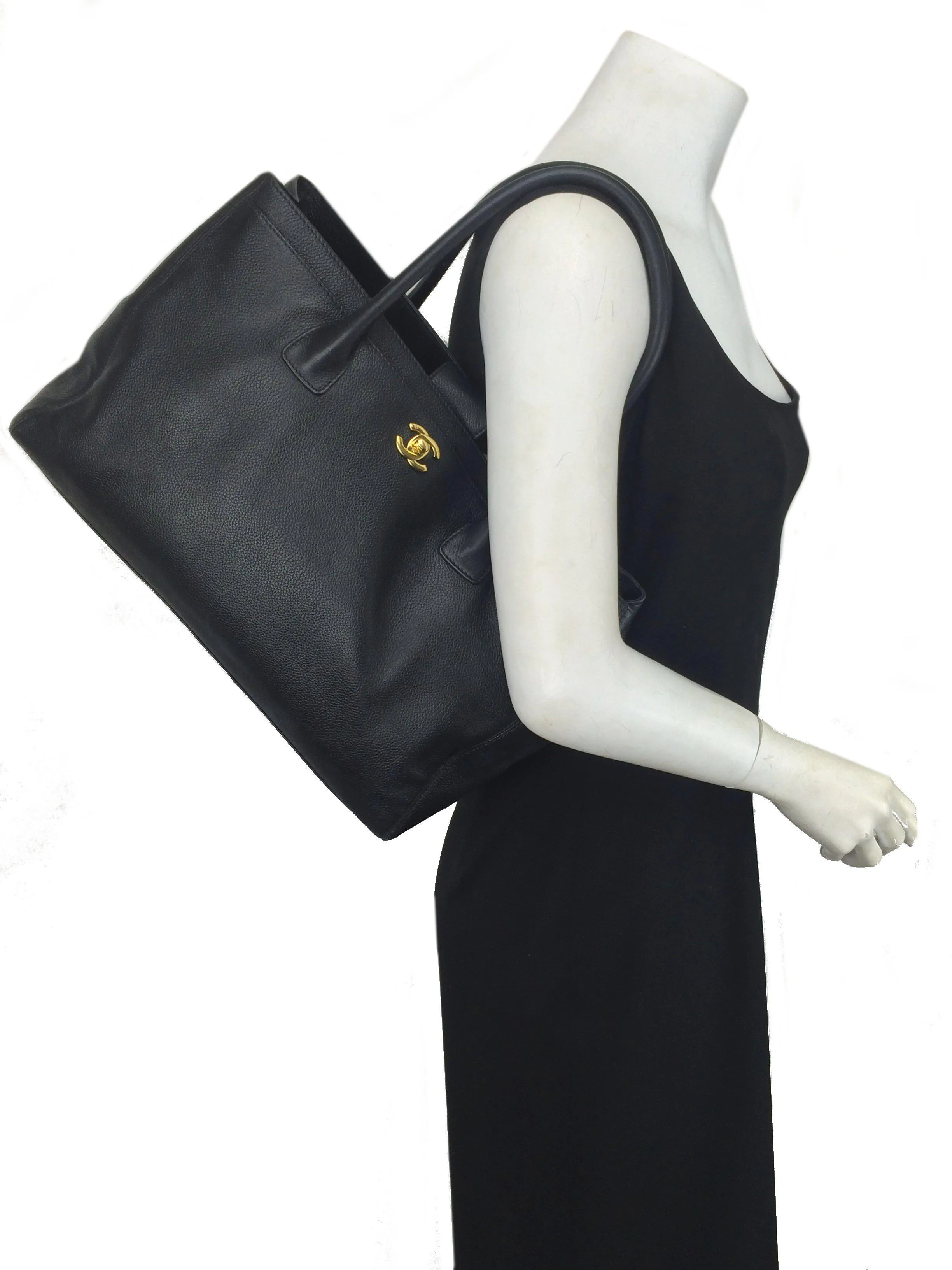Chanel Cerf Tote Bag in Luxurious Caviar Leather