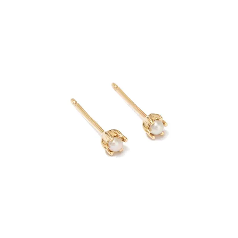 PETITE PEARL STUDS
