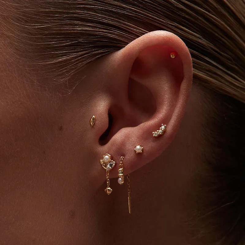 PETITE PEARL STUDS